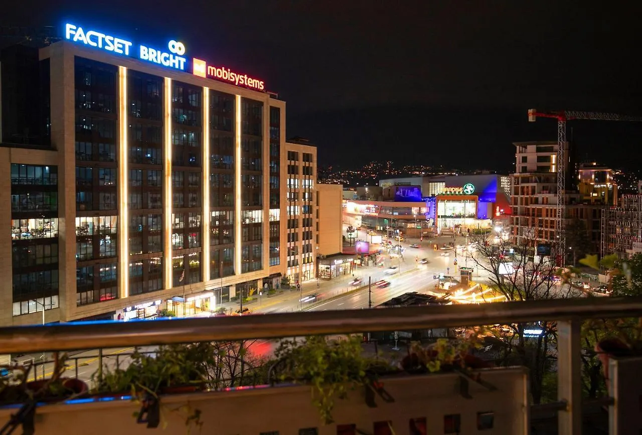 Cozy Apartment With Mountain View & Parking Sofia
