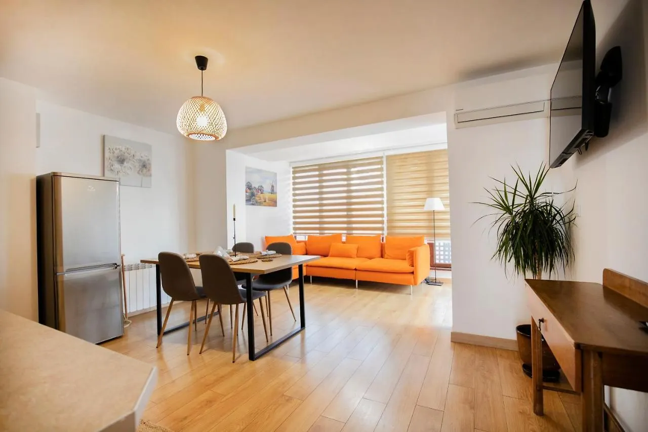 Cozy Apartment With Mountain View & Parking Sofia
