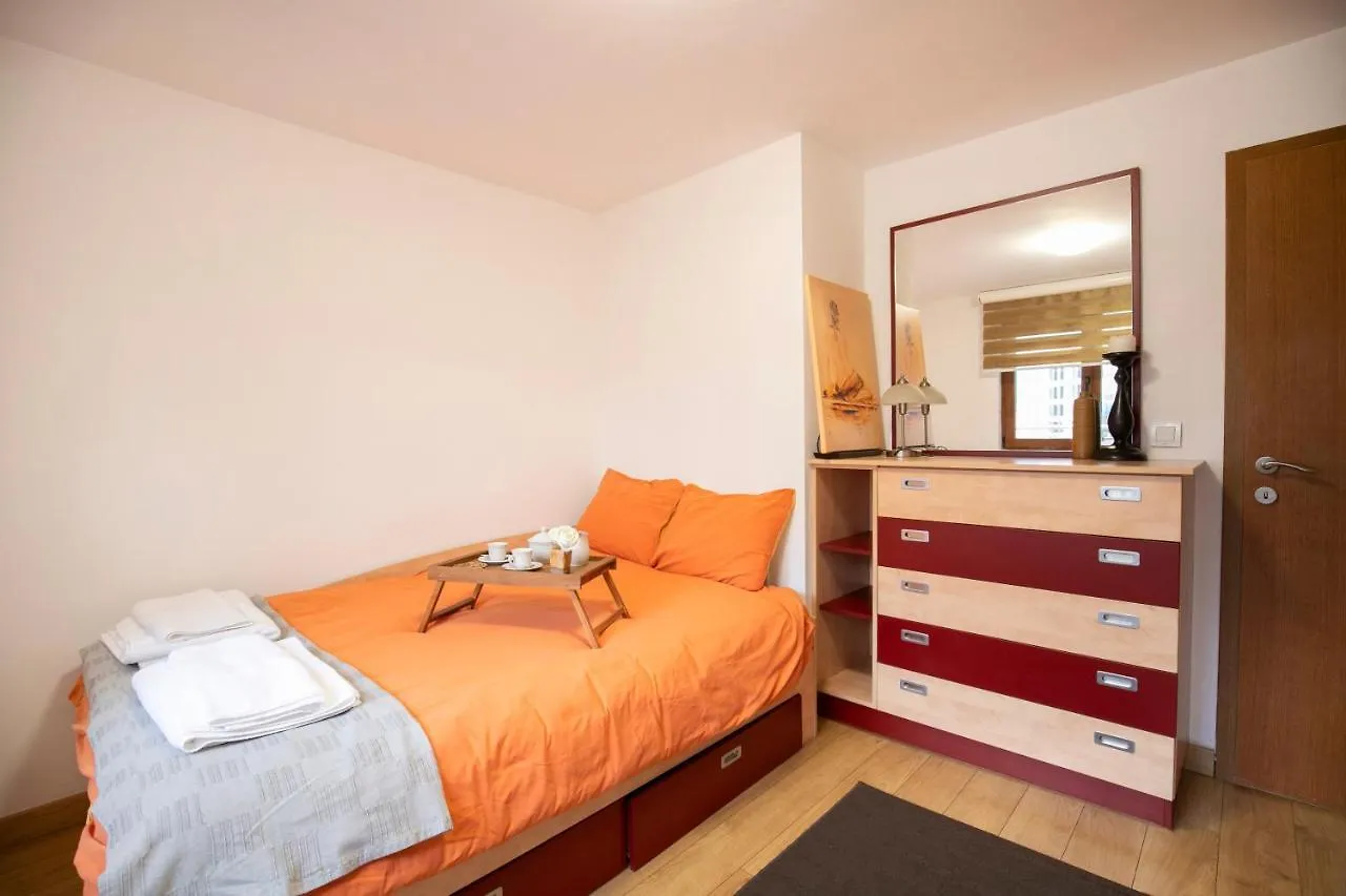 Cozy Apartment With Mountain View & Parking Sofia